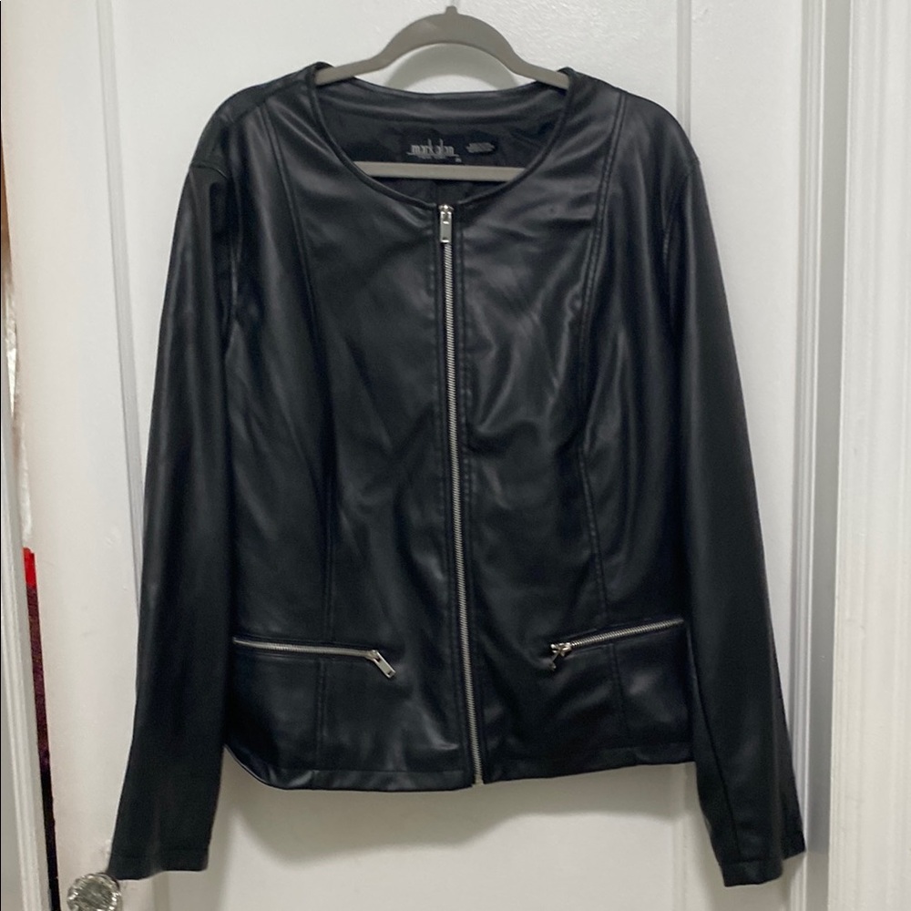Sleek Black Leather Jacket by [Brand]